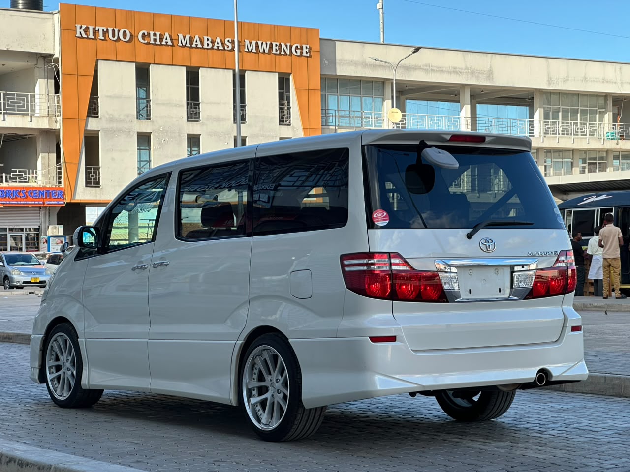 TOYOTA ALPHARD thumbnail 7